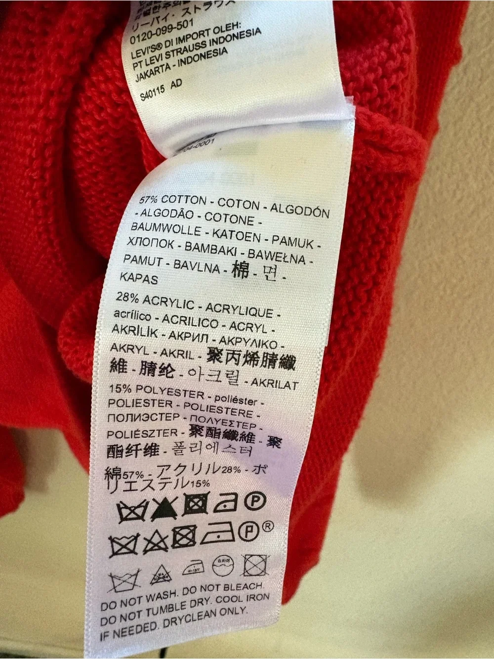 Levi’s crewneck Textured Pom-Pom Red Women's Sweater